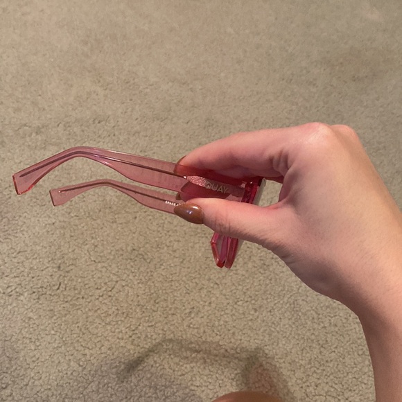 QUAY space age 111 pink glasses. Worn once. - Picture 3 of 4